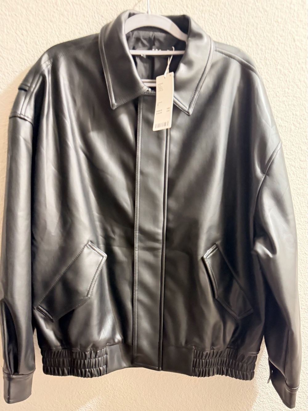 Lioness Revolve-Black Faux Leather Jacket with Tag - Size M - Picture 6 of 7